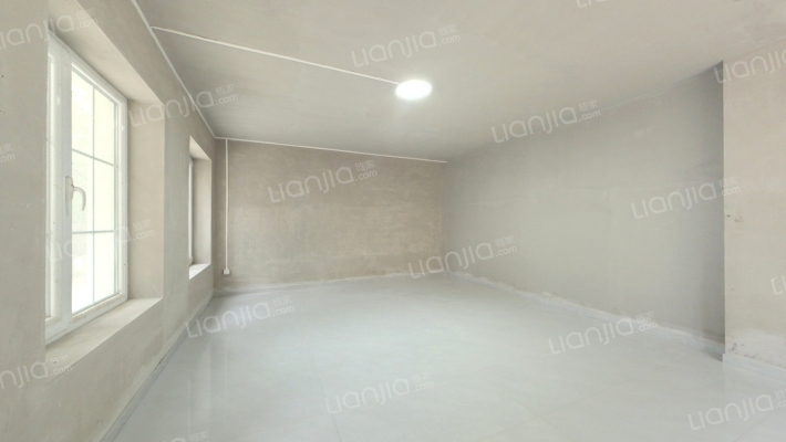 绿茵花园二手房实景图