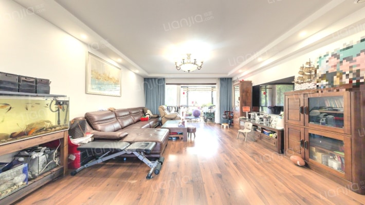 上地佳园二手房实景图