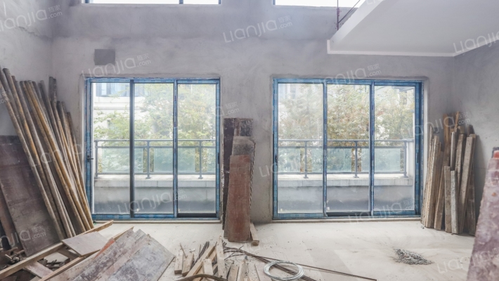 万科四季都会泉咏二手房实景图