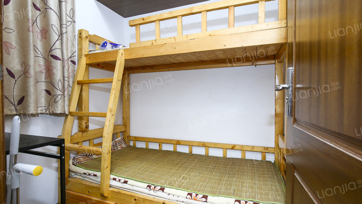 新申小区二手房实景图