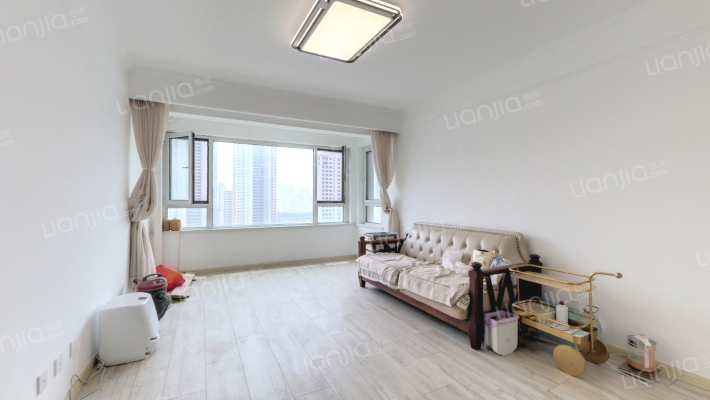 理工嘉苑二手房实景图