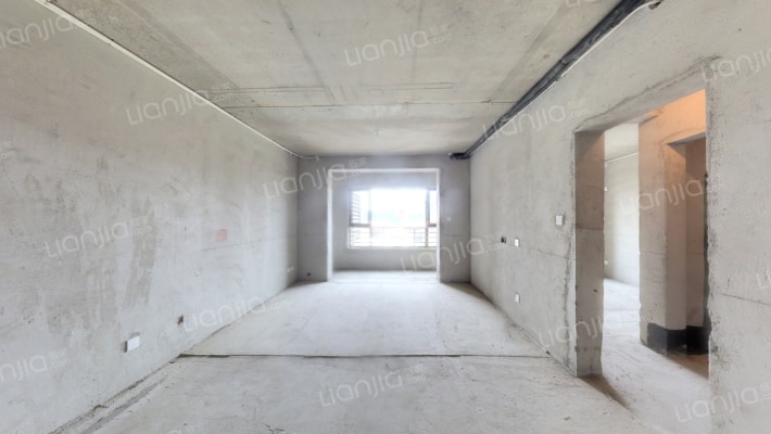 云杉溪谷二手房实景图