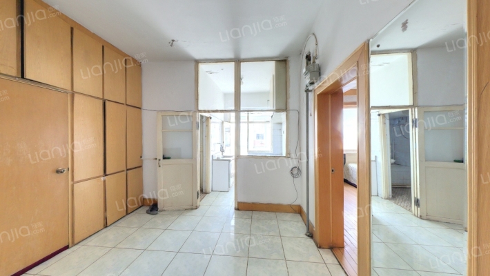 大万莲社区二手房实景图