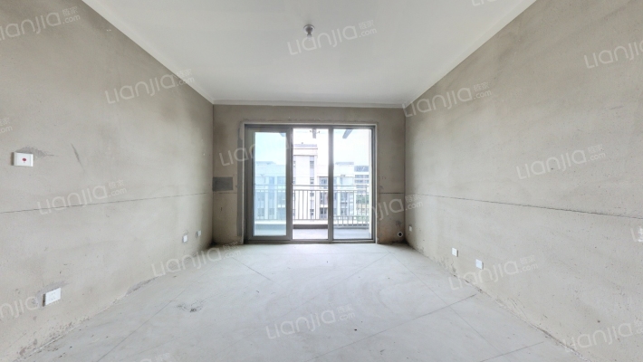 喜之郎丽湖湾二手房实景图