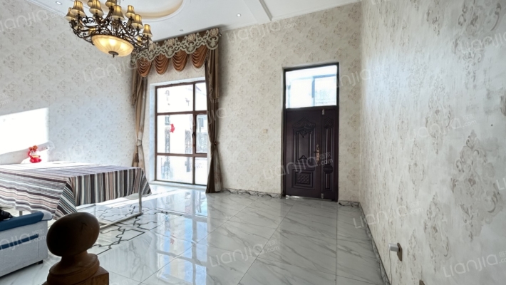 世茂香堤雅二手房实景图