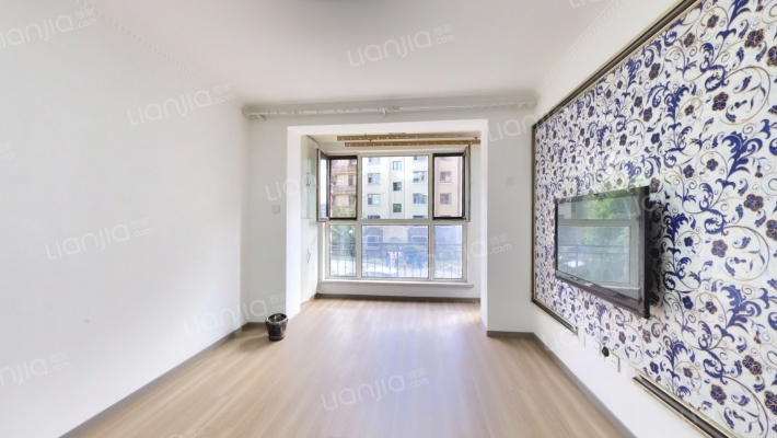 金地·卡诗维亚二手房实景图