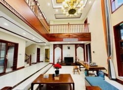 整租·雨林溪谷 6室3厅 东南_雨林溪谷租房