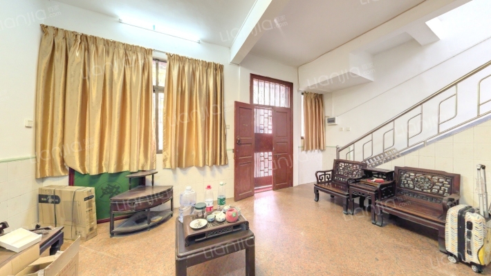 梅基街二手房实景图