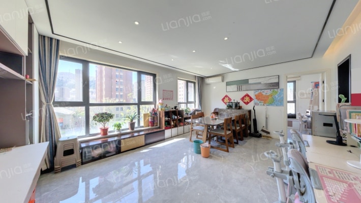 金汇瀚玉城一区二手房实景图