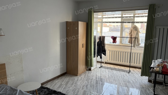 水利大院二手房实景图