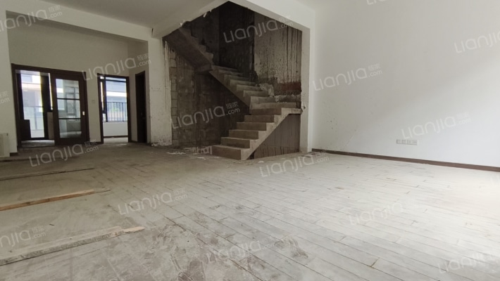 保利天空之城泊院南区二手房实景图