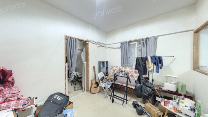 鹭江富华楼二手房实景图