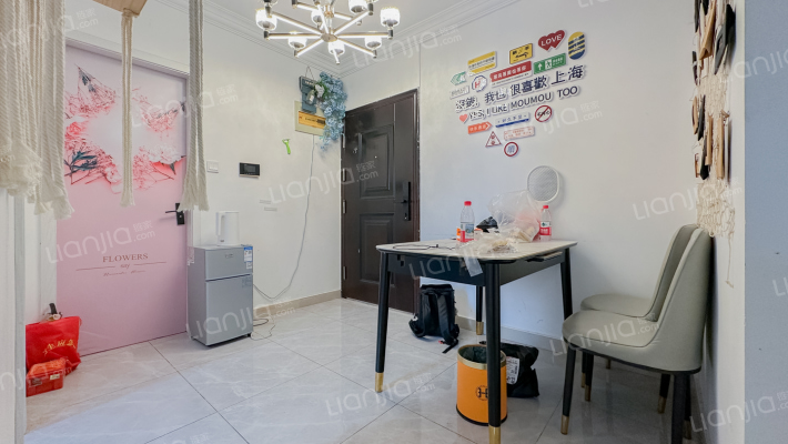 仁怡苑二手房实景图