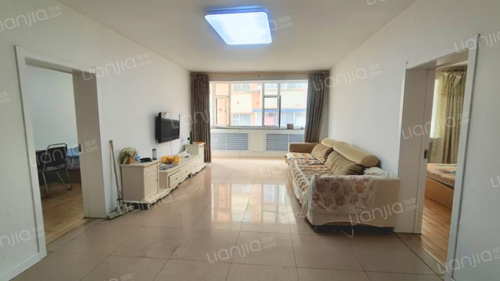 吉粮小区二手房实景图