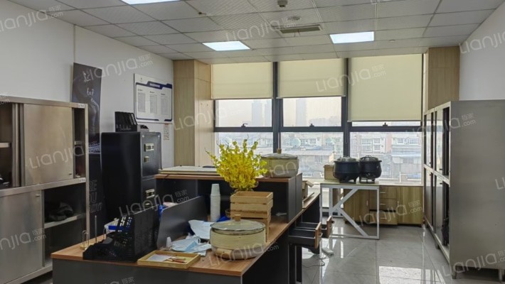 金美国际二手房实景图