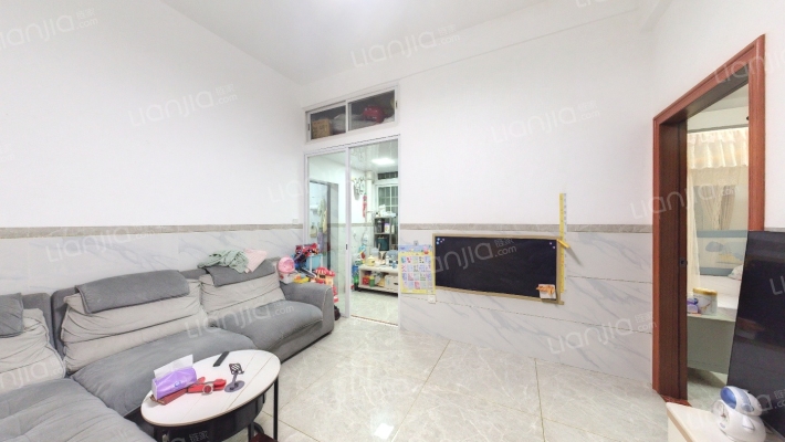 粤信广场二手房实景图