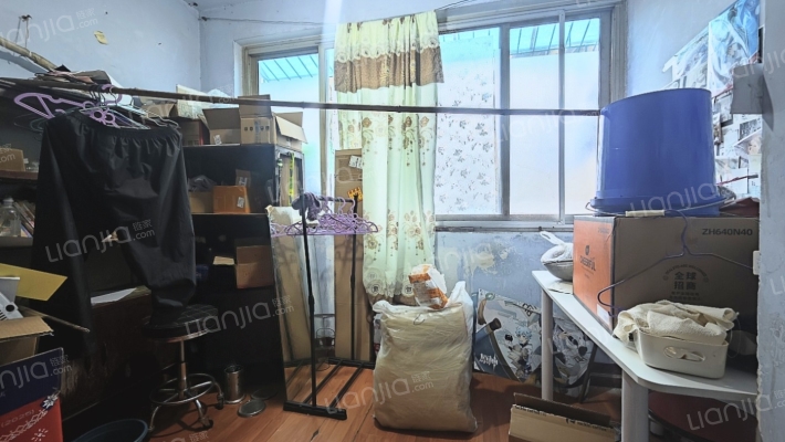 长城寿苑2号二手房实景图