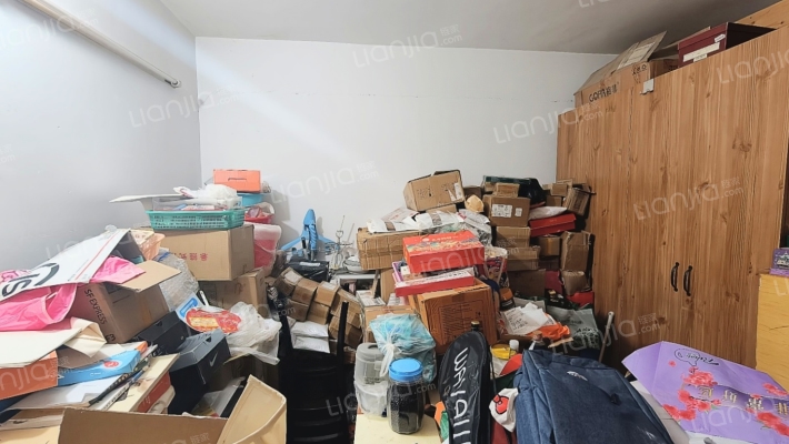 德安路二手房实景图