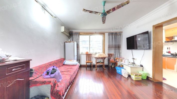 泰和新城(泰和西路3493弄)二手房实景图