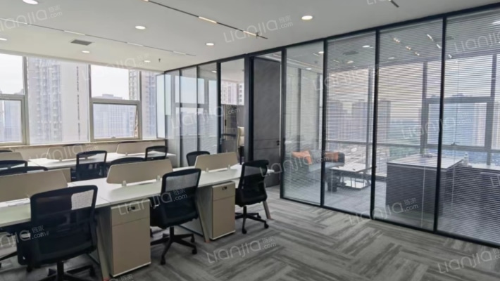 保利中达广场二手房实景图