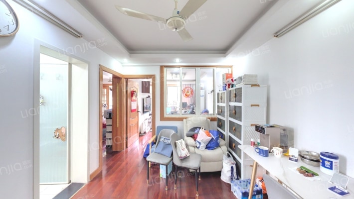 华陇建中小区二手房实景图