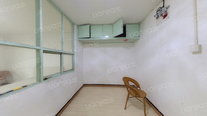 马池口红冶家属院二手房实景图