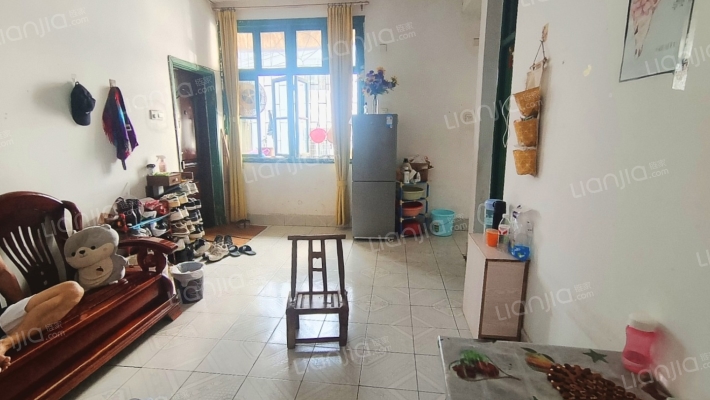 税务局住宅楼二手房实景图