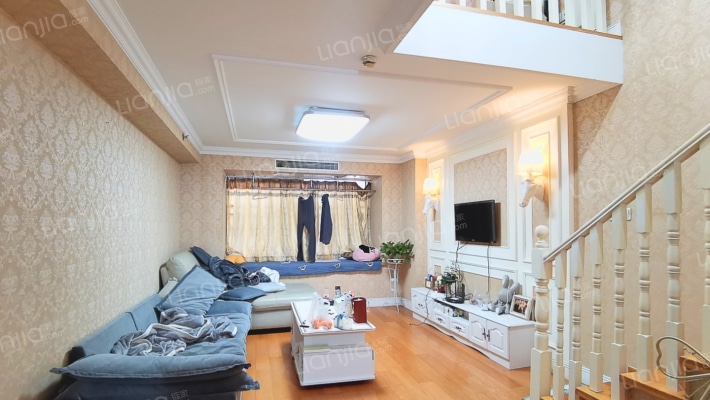 莱茵铂郡二手房实景图