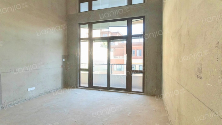 碧桂园仙林云墅二手房实景图