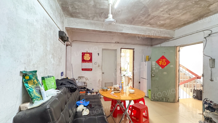 25号小区建筑公司职工宿舍二手房实景图