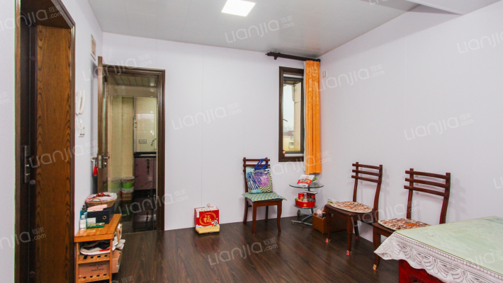 昌七小区二手房实景图