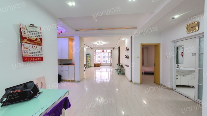 世代龙城二手房实景图