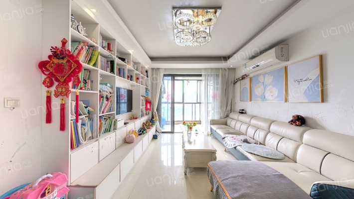 蔚蓝东岸二手房实景图