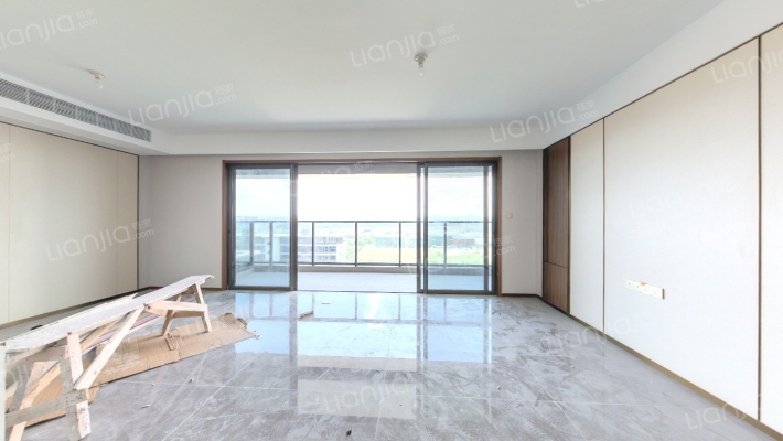 中山宝龙城二手房实景图