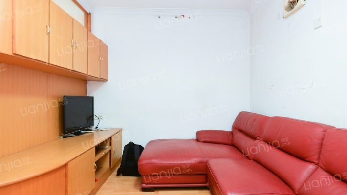 宝钢一村二手房实景图