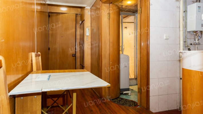 轻工大楼二手房实景图