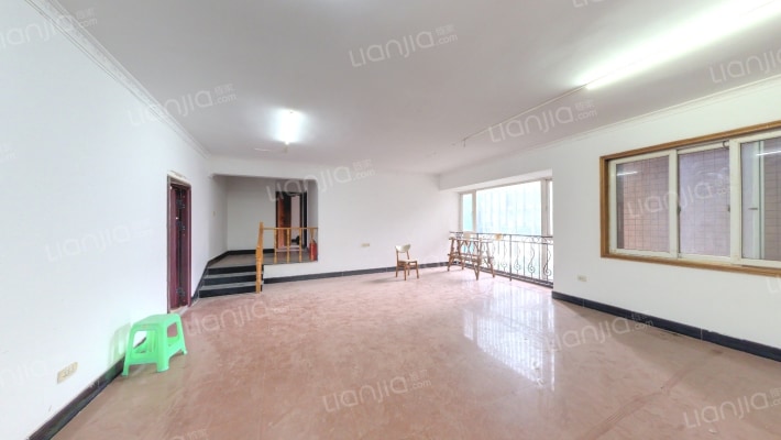 加州城市花园二手房实景图