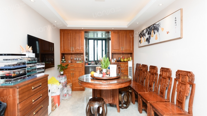 新月翡翠园二手房实景图