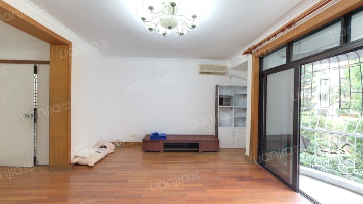 海湾花园二手房实景图