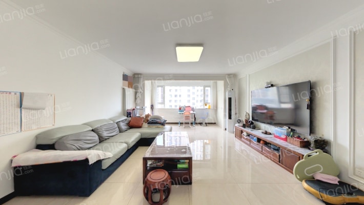 东城逸家逸品园二手房实景图