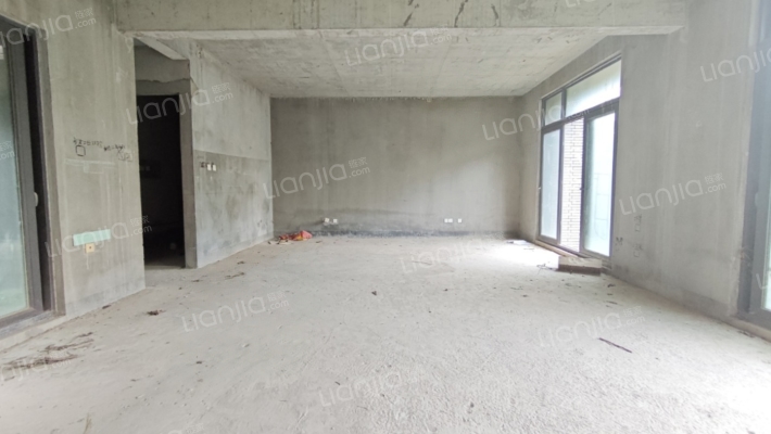 万科棠樾一期悦水庄二手房实景图