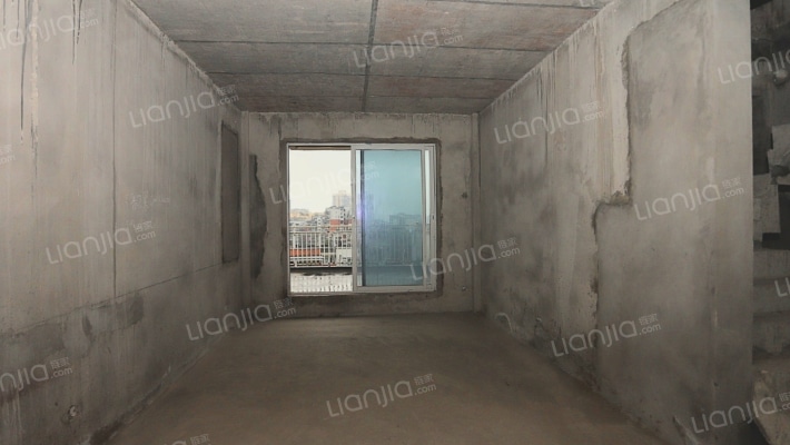 鲁商云山雅筑二手房实景图