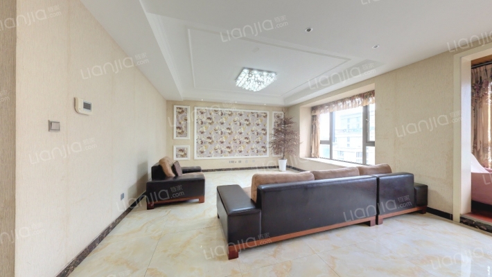 无国界二手房实景图