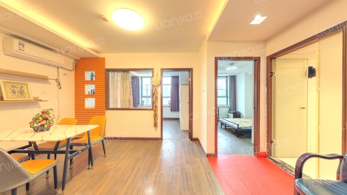 威嘉白金领域二手房实景图