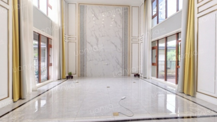 华侨城墅区三期二手房实景图