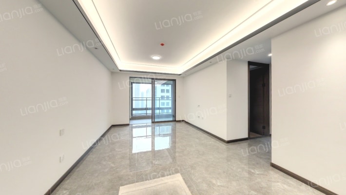 重庆天地翡翠湖山二手房实景图