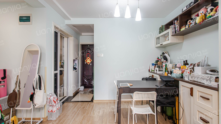 梅川二街坊二手房实景图