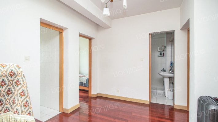 黄山新苑二手房实景图