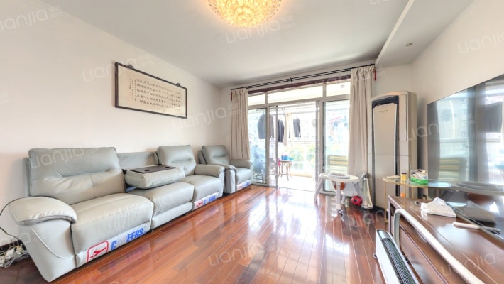 昌里雅苑二手房实景图