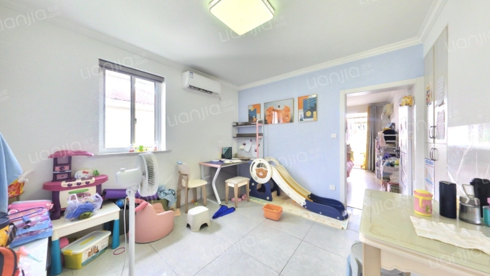 金杨新村九街坊二手房实景图